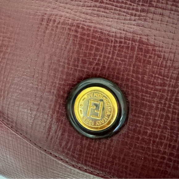 Fendi Vintage Crossbody Bag Bordeaux 1925 Stamp - Picture 4 of 15